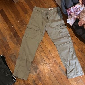 Wrangler Relaxed Fit Cargo Pants Khaki men’s sz 30 x 32